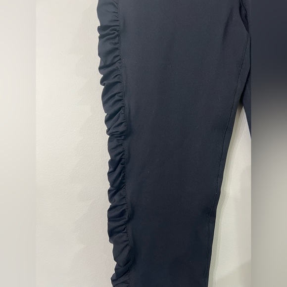 Calvin Klein Ruffled Capris - Picture 6 of 7